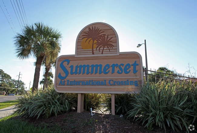 Building Photo - Summerset At International Crossing