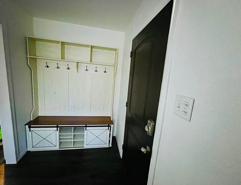 Building Photo - 1518 Huron St