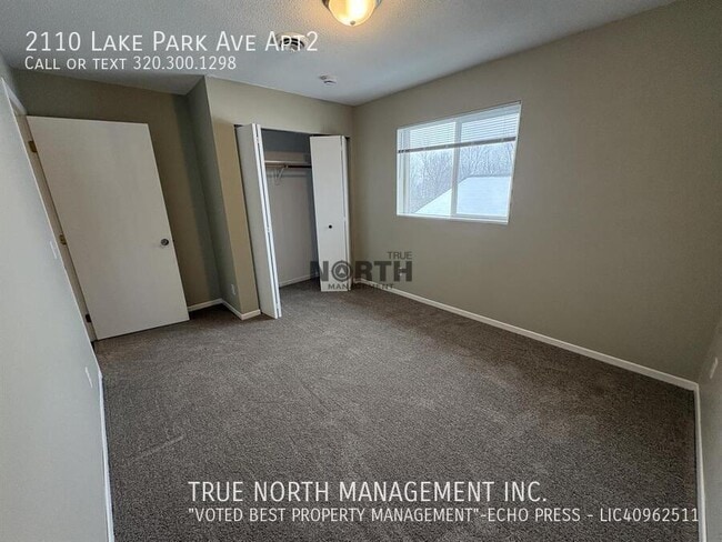 Building Photo - 2110 Lake Park Ave