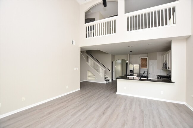 Building Photo - 726 Pequin Rd