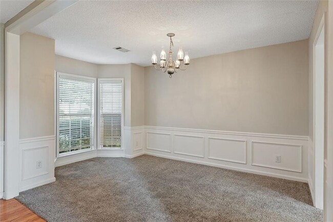 Building Photo - 9155 Friarbridge Dr