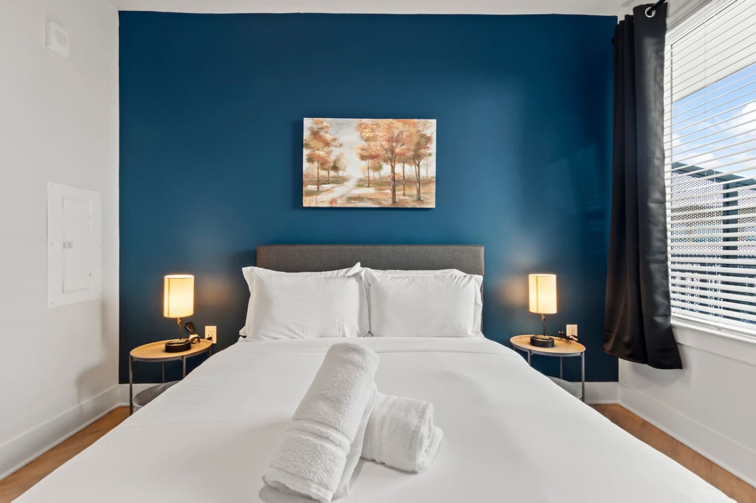 Building Photo - 2317 W Grace St