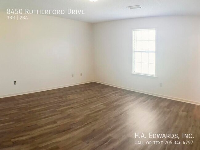 Building Photo - 8450 Rutherford Dr