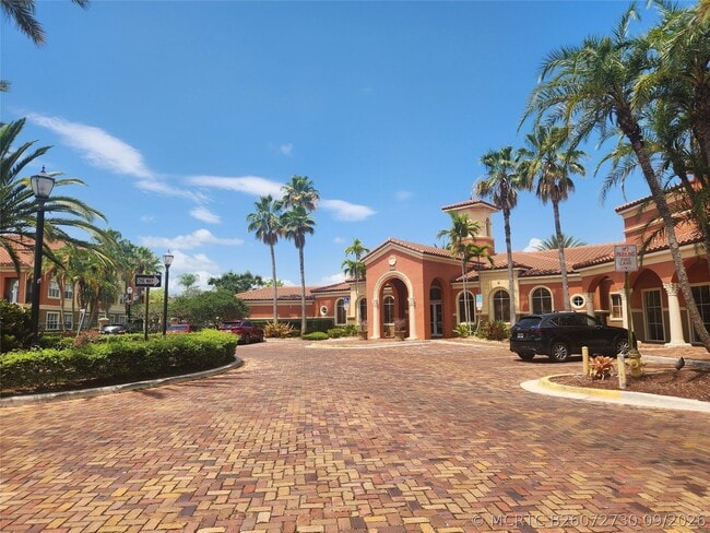 Building Photo - 4602 SW 160th Ave