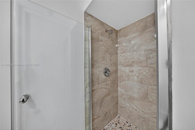 Building Photo - 1545 Springside Dr