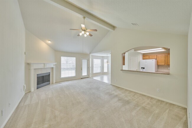Building Photo - 506 Elm Ridge Dr
