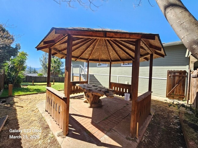 Building Photo - 19141ravenhillroad.is4lease.com