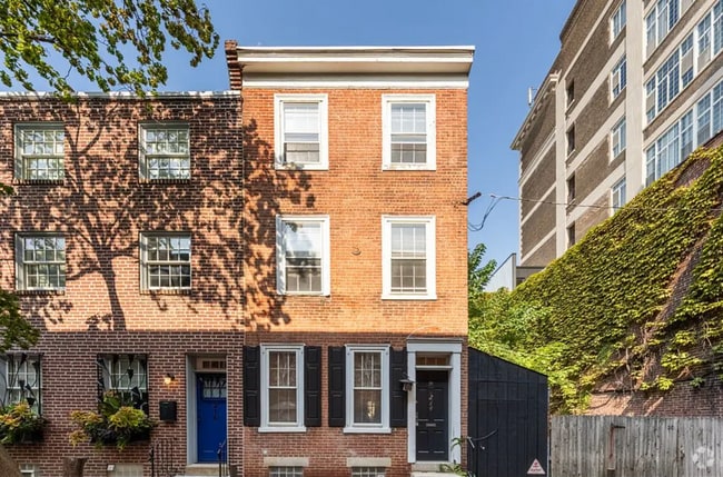 Building Photo - 214 S Bonsall St