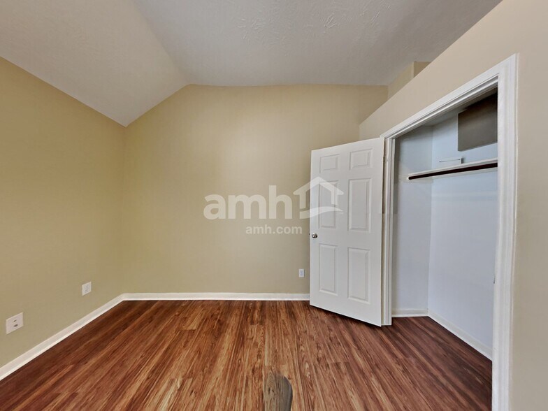 Building Photo - 14302 Baron Creek Ln