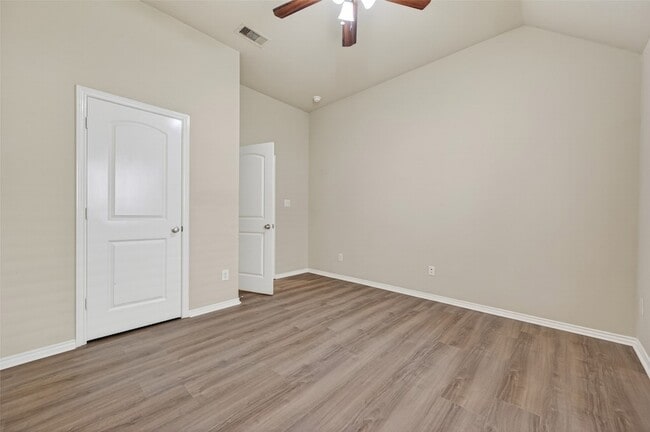 Building Photo - 11515 Elizabeth Brook Dr