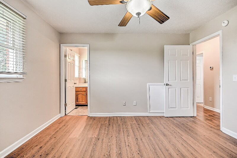 Building Photo - 5524 Carters Vly Rd