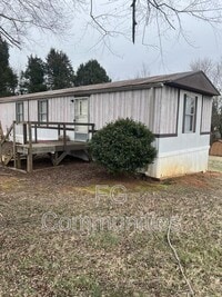 Building Photo - 105 Oak Knoll Dr