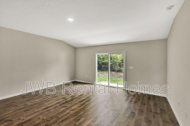 Building Photo - 10514 Monaco Dr