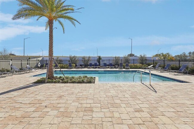 Building Photo - 710 Creeping Fig St