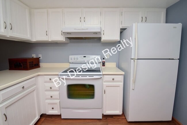 Building Photo - Moondance 2 Bed 2 Bath Patio Home