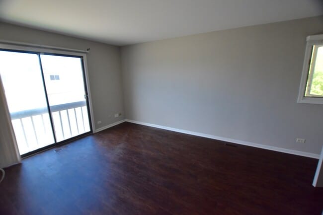 Building Photo - 1628 Prestwick Dr