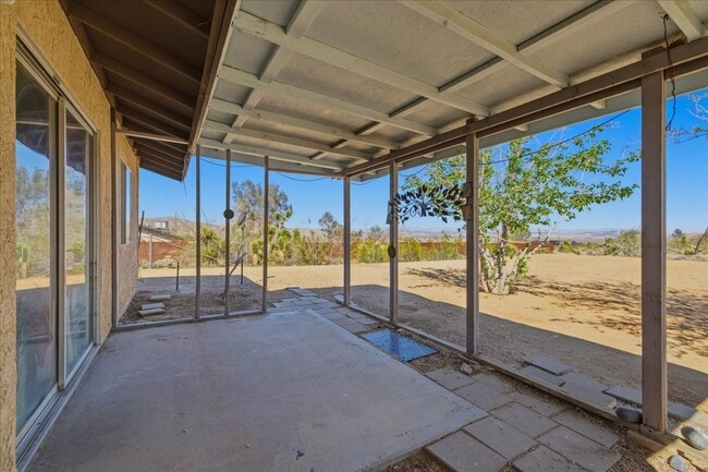 Building Photo - 7273 Sunny Vista Rd