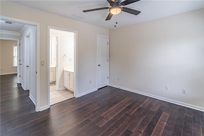 Building Photo - 8488 Spring Breeze Terrace
