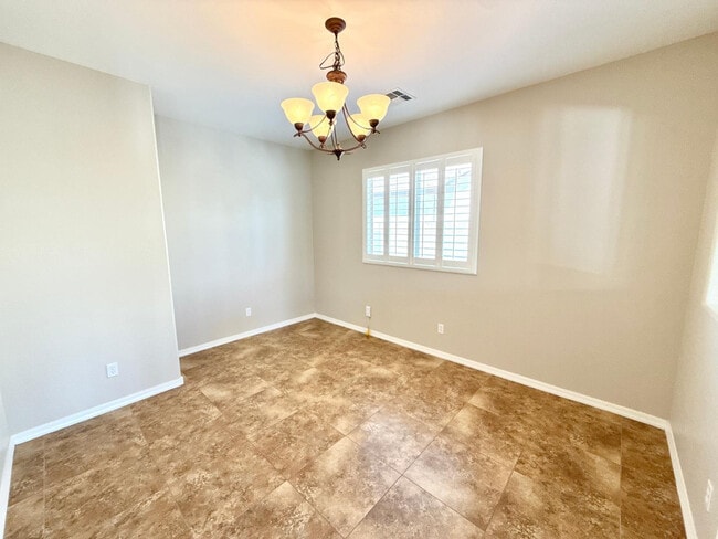 Building Photo - 17455 W Meadow Ln