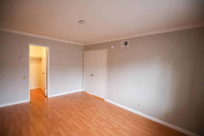 Building Photo - Union City Townhome on Alvarado Niles