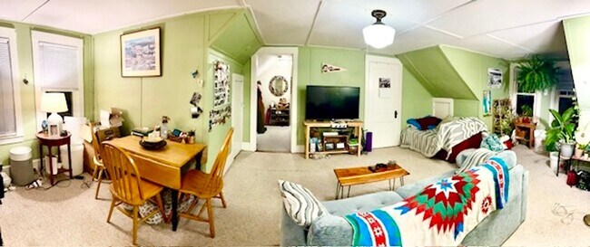 Building Photo - 66-68 Exeter St