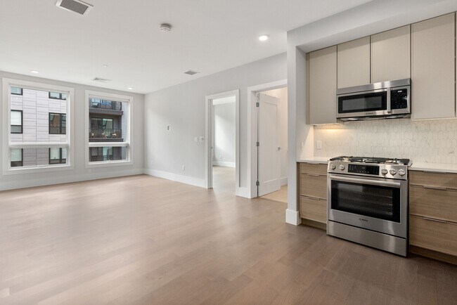 Building Photo - Jamaica Plain spacious studio w/ central a...