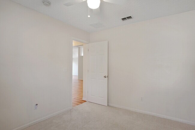 Building Photo - 1200 Woodchurch Ln