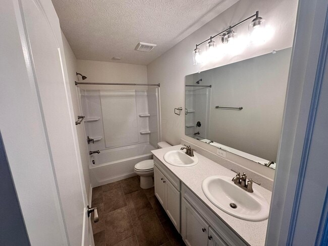 Building Photo - 1332 Red Tail Pl