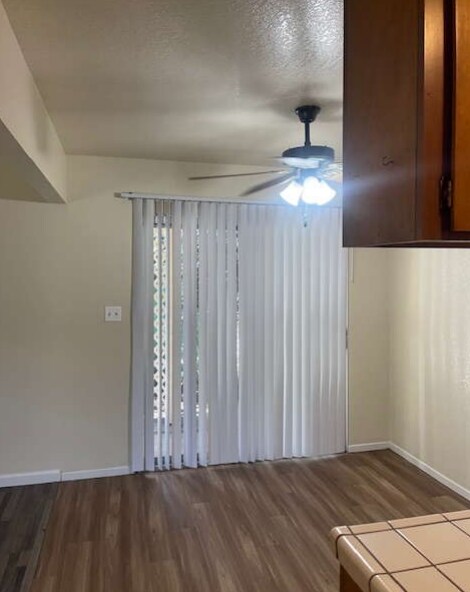 Building Photo - 7718 Brentwood Dr