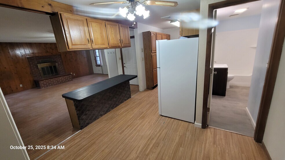 Primary Photo - 1038 9th St