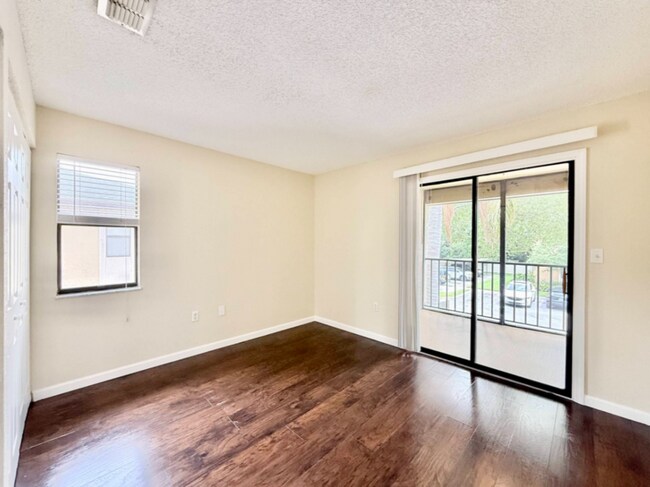 Building Photo - 10155 Sailwinds Blvd S