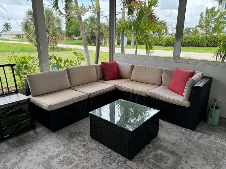 Building Photo - 5204 Coronado Pky