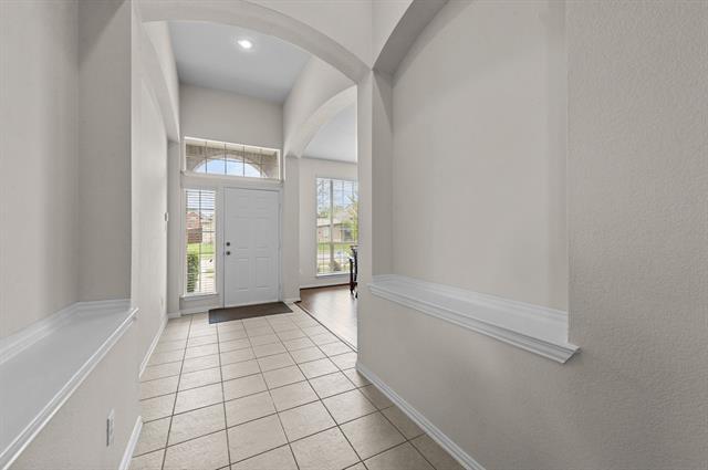 Building Photo - 3205 Hamlett Ln