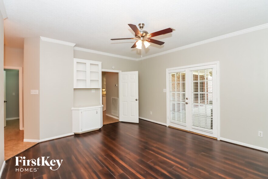 Building Photo - 4612 Ironwood Dr