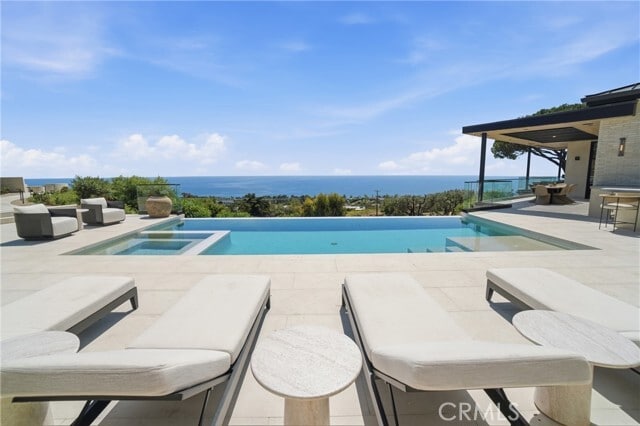 Building Photo - 5520 Horizon Dr