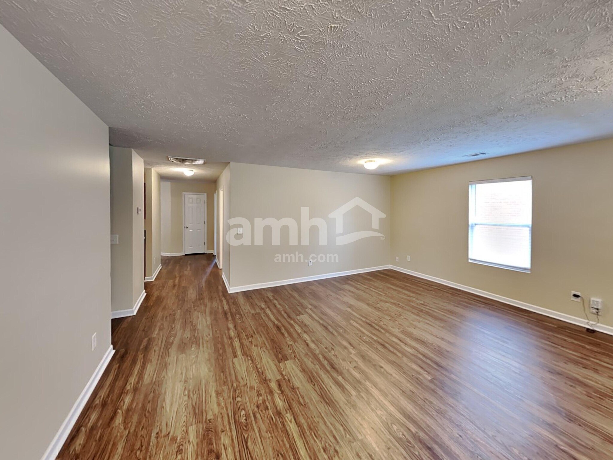 Building Photo - 1022 Gannett Rd