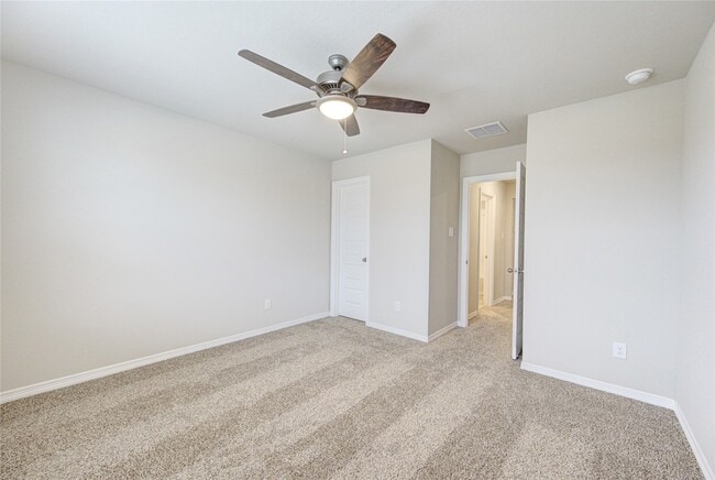 Building Photo - 812 Laguna Grn Ln