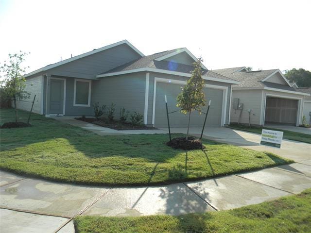 Building Photo - 300 Sycamore Pl