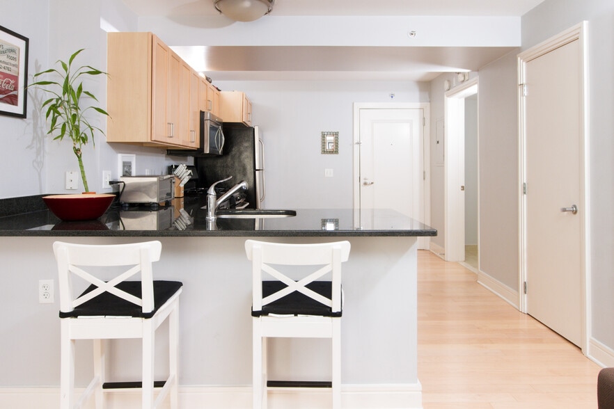 Building Photo - 800 4th St SW