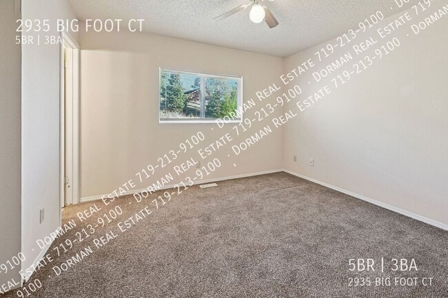 Building Photo - 2935 Big Foot Ct