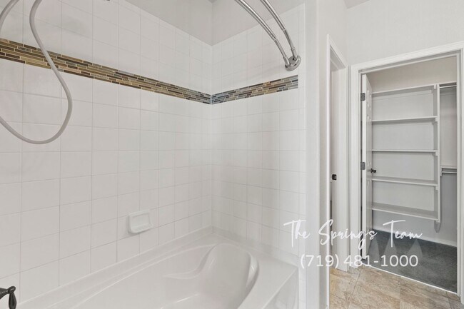 Building Photo - MODERN 2BD TOWNHOME in CLAREMONT RANCH