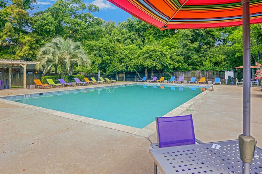 Dove Creek 10920 Airline Hwy Baton Rouge LA 70816 Apartment Finder