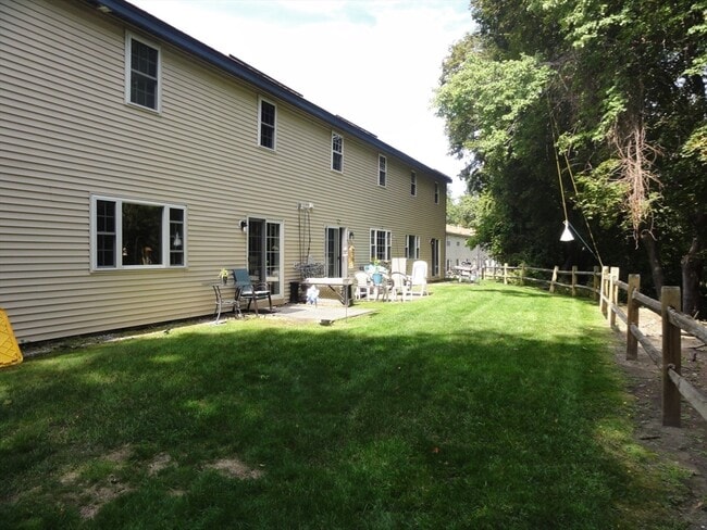 Building Photo - 73 Kennedy Dr