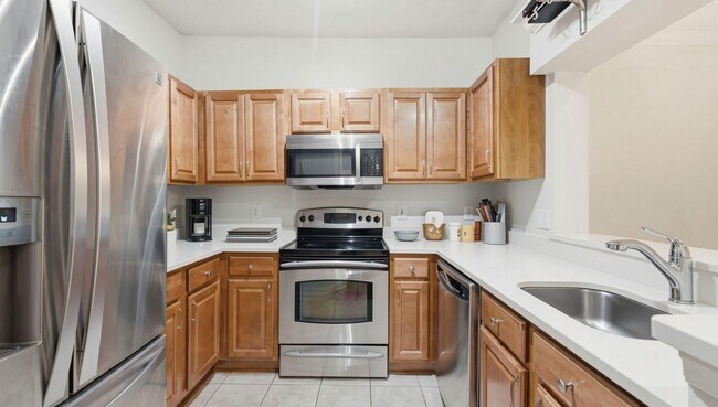 Building Photo - 4551 Strutfield Ln