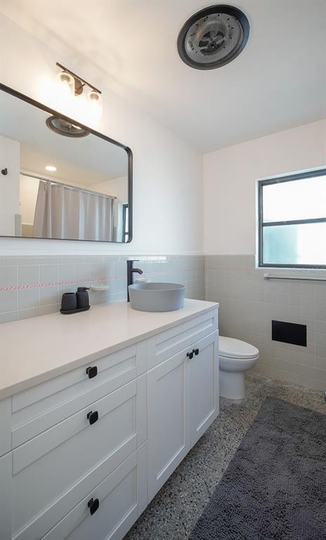 Building Photo - 4739 Baywood Point S