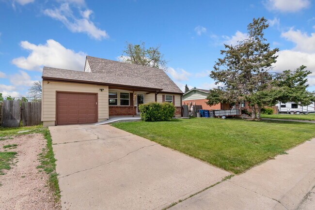 Building Photo - 3270 W 92nd Pl