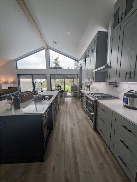 Building Photo - 306 Deer Creek Cir