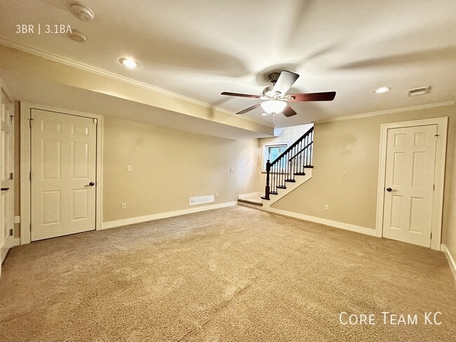 Building Photo - 4819 Jarboe St