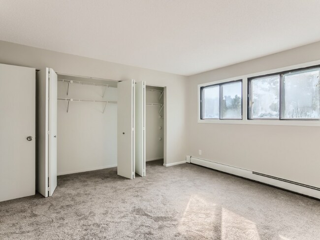 Building Photo - 7236 72nd Ln N