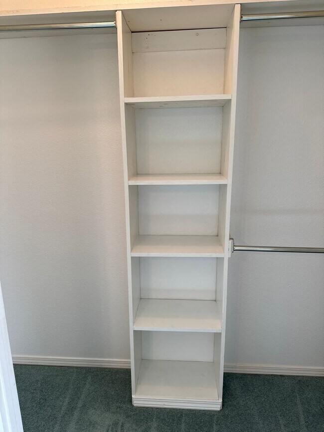 Building Photo - 3606 US-71